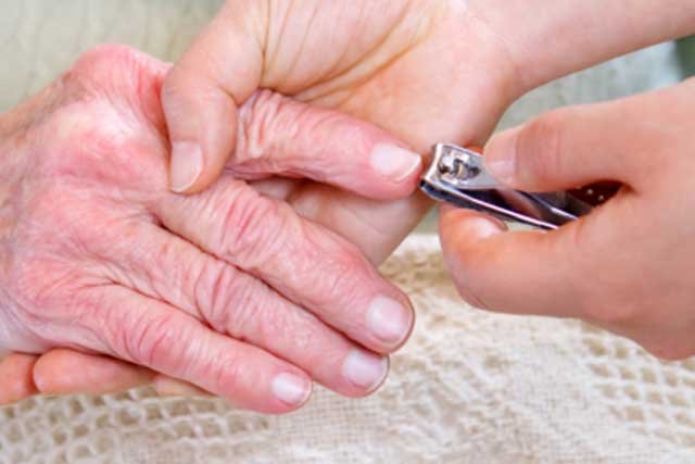 La salud de las uñas en relación con la edad