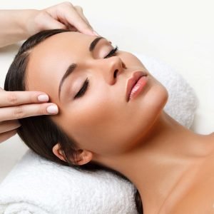 Inicio Masaje facial antiarrugas destacada
