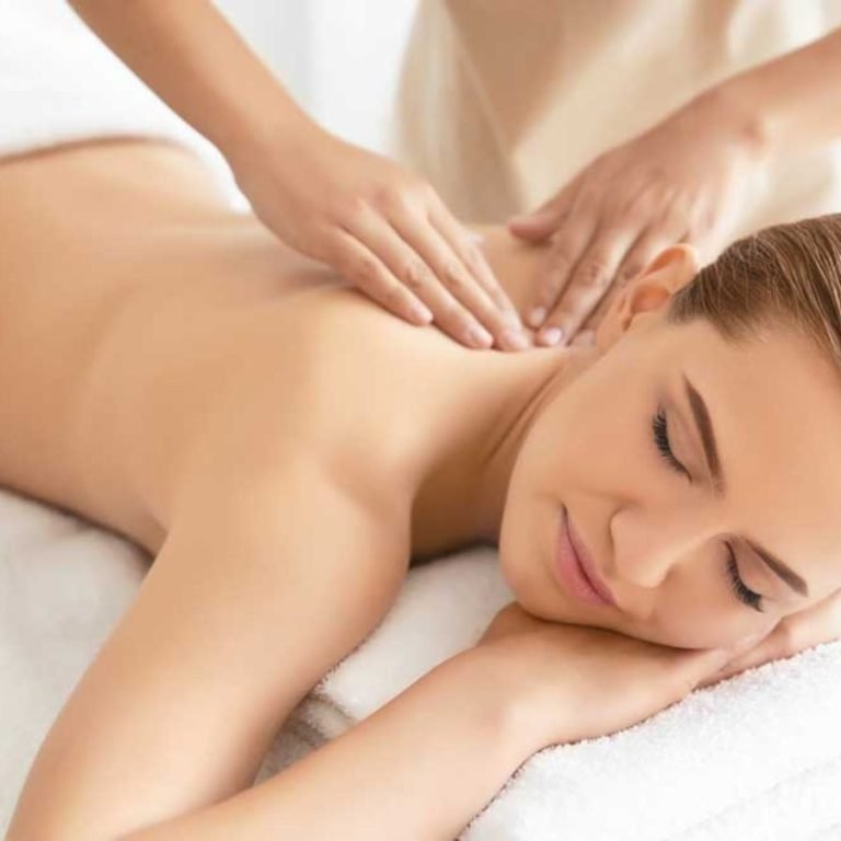 Masajes terapéuticos rejuvenecedores para cuidar tu piel
