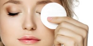 Eliminar-el-maquillaje-fácilmente